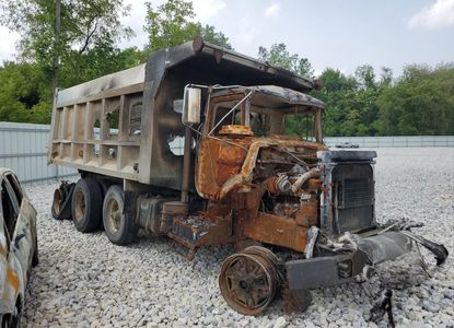 Fahrzeugbericht für VIN 2M2B126C4FC010658 – Bild 1