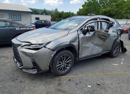 Отчет о транспортном средстве для VIN 2T2GGCEZ6SC075891 - изображение 1