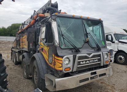 Raport pojazdu dla VIN 1M2AV04C3HM015618 - Obraz 1