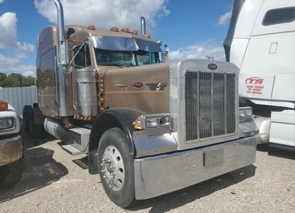 Звіт про транспортний засіб для VIN 1XP5DB9X02D581077 – зображення 1