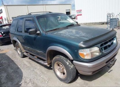 Informe del vehículo para VIN 1FMDU24X6TUC53731 - Imagen 1