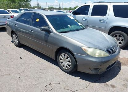 Vehicle Report for VIN 4T1BE32K35U510798 - Image 1