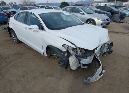 Raport pojazdu dla VIN 3FA6P0CD6KR265079 - Obraz 1