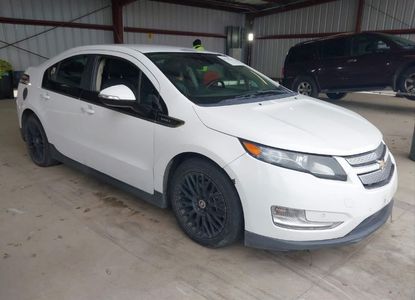 Vehicle Report for VIN 1G1RH6E4XEU164900 - Image 1