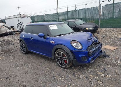 Отчет о транспортном средстве для VIN WMWXM9C5XK2H38801 - изображение 1