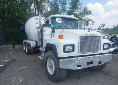 Fahrzeugbericht für VIN 1M2P264C91M033567 – Bild 1