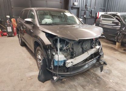 Отчет о транспортном средстве для VIN 5TDBKRFH0ES053872 - изображение 1