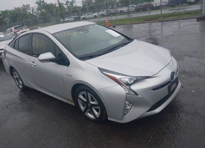 Informe del vehículo para VIN JTDKARFU4H3043433 - Imagen 1