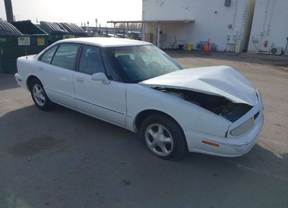 Raport vehicul pentru VIN 1G3HN52K0X4837561 - Imaginea 1