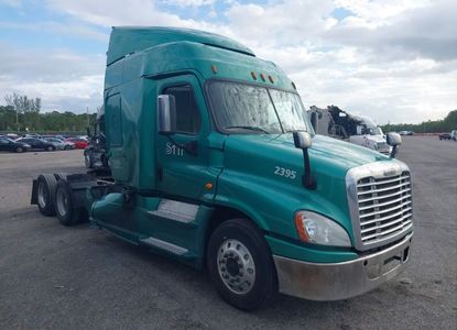 Informe del vehículo para VIN 1FUJGLDV3HLHK3774 - Imagen 1