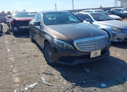 تقرير المركبة لـ VIN 55SWF4KB7FU016302 - الصورة 1