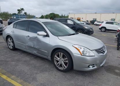 Vehicle Report for VIN 1N4AL2AP0CC208648 - Image 1