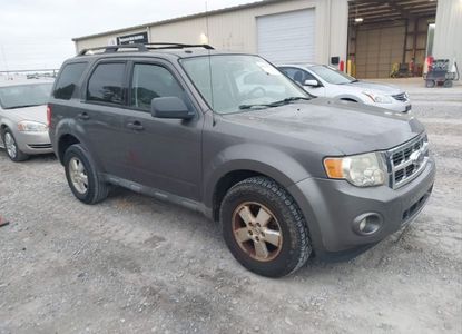 Informe del vehículo para VIN 1FMCU03789KD04488 - Imagen 1