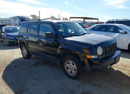 Raport pojazdu dla VIN 1C4NJPBA2CD576350 - Obraz 1