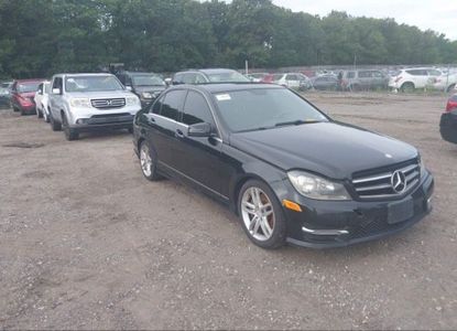 Informe del vehículo para VIN WDDGF8AB5ER318846 - Imagen 1