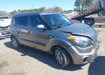 Vehicle Report for VIN KNDJT2A57D7500736 - Image 1