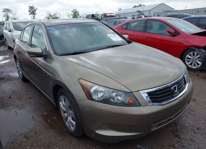 Raport pojazdu dla VIN 1HGCP26788A016947 - Obraz 1