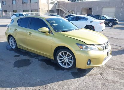 Informe del vehículo para VIN JTHKD5BH7B2001987 - Imagen 1