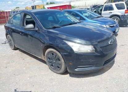 Informe del vehículo para VIN 1G1PA5SG9D7280381 - Imagen 1