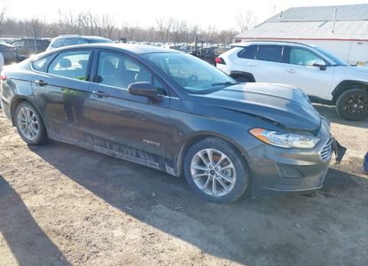 Informe del vehículo para VIN 3FA6P0LU7KR242328 - Imagen 1