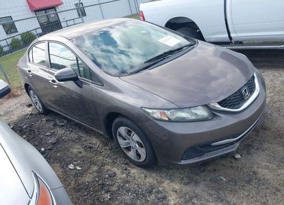 Raport pojazdu dla VIN 19XFB2F50EE043934 - Obraz 1