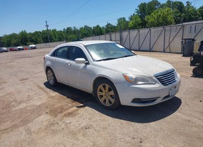 Informe del vehículo para VIN 1C3CCBAB0DN685534 - Imagen 1