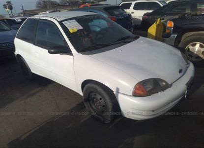 Отчет о транспортном средстве для VIN 2C1MR2221Y6713300 - изображение 1