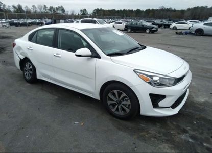 Vehicle Report for VIN 3KPA24AD2PE520662 - Image 1