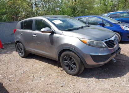 Vehicle Report for VIN KNDPBCA26B7055704 - Image 1