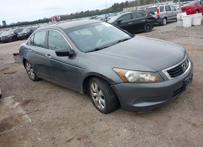 Raport pojazdu dla VIN 1HGCP26848A134082 - Obraz 1