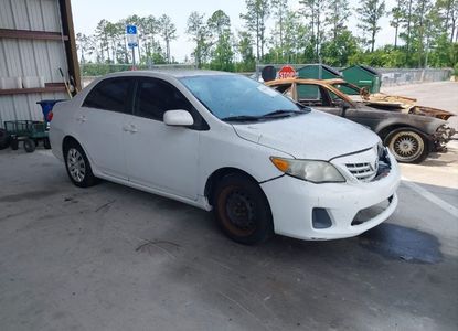 Raport pojazdu dla VIN 2T1BU4EE7DC962610 - Obraz 1