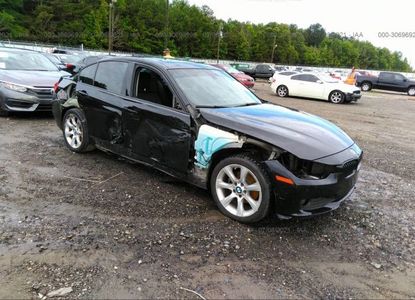 Raport pojazdu dla VIN WBA3B1G50FNT07370 - Obraz 1