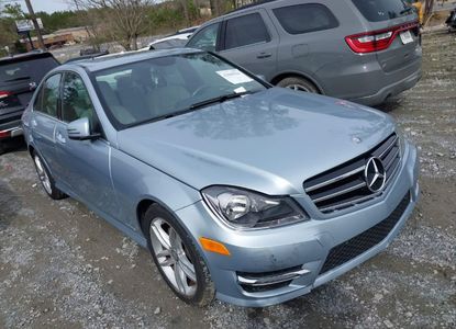 Raport pojazdu dla VIN WDDGF4HB6EA951255 - Obraz 1