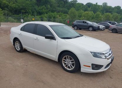 Informe del vehículo para VIN 3FAHP0GA3BR266151 - Imagen 1