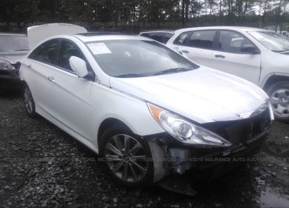 Informe del vehículo para VIN 5NPEC4AB4EH916890 - Imagen 1