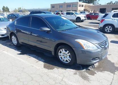 Vehicle Report for VIN 1N4AL2AP9CN476490 - Image 1