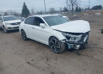 Raport pojazdu dla VIN 1HGCR3F85FA007855 - Obraz 1