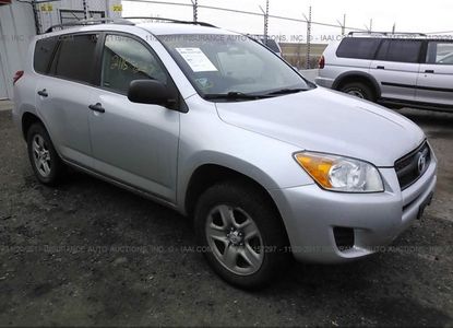 Raport pojazdu dla VIN 2T3BF4DV0BW082668 - Obraz 1