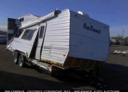 Fahrzeugbericht für VIN 4HXFD20202C042620 – Bild 1