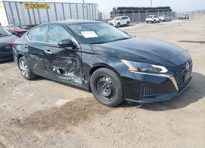 ავტომობილის ანგარიში VIN 1N4BL4BV2PN381689 -ისთვის - სურათი 1