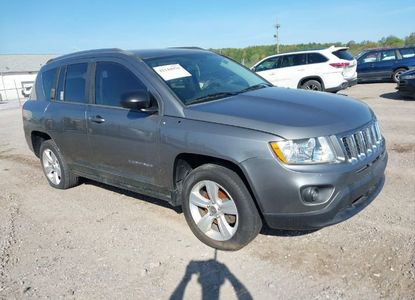 Informe del vehículo para VIN 1J4NT1FB7BD246237 - Imagen 1