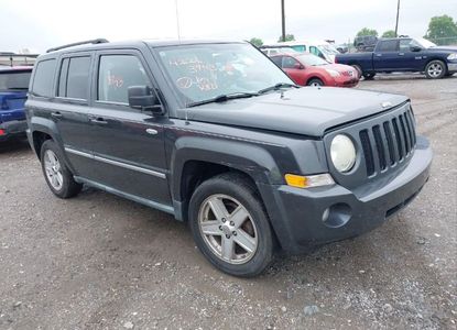 Informe del vehículo para VIN 1J4NT1GA4AD676649 - Imagen 1