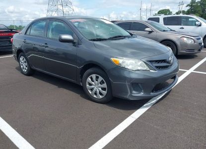 Raport pojazdu dla VIN 2T1BU4EEXDC954792 - Obraz 1