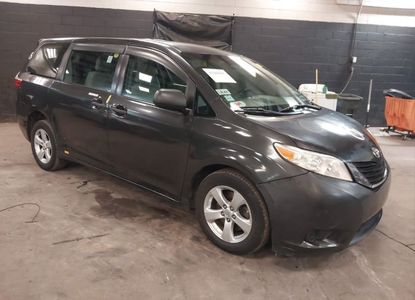 Vehicle Report for VIN 5TDZZ3DC8HS785086 - Image 1