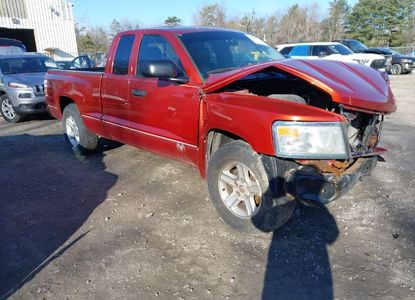 Vehicle Report for VIN 1D7HW62KX8S548192 - Image 1