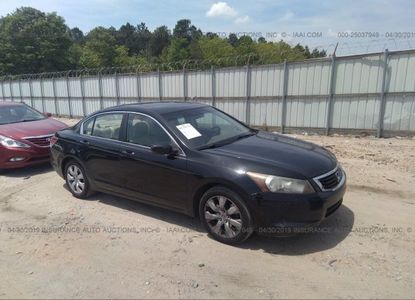 Raport pojazdu dla VIN 1HGCP26839A018213 - Obraz 1