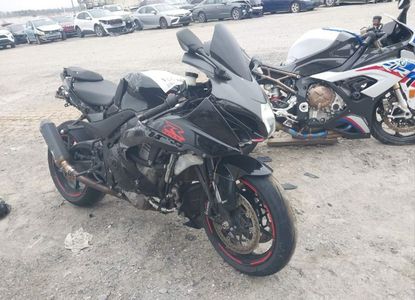 Raport pojazdu dla VIN JS1DM11F0K7100053 - Obraz 1