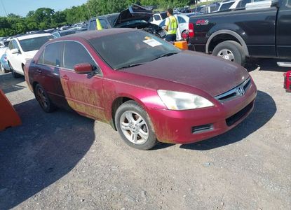 Informe del vehículo para VIN 1HGCM56346A017582 - Imagen 1