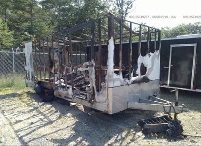 Raport pojazdu dla VIN 1WC200J2X48004957 - Obraz 1