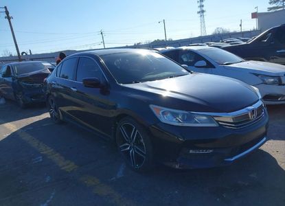 تقرير المركبة لـ VIN 1HGCR2F52GA089478 - الصورة 1